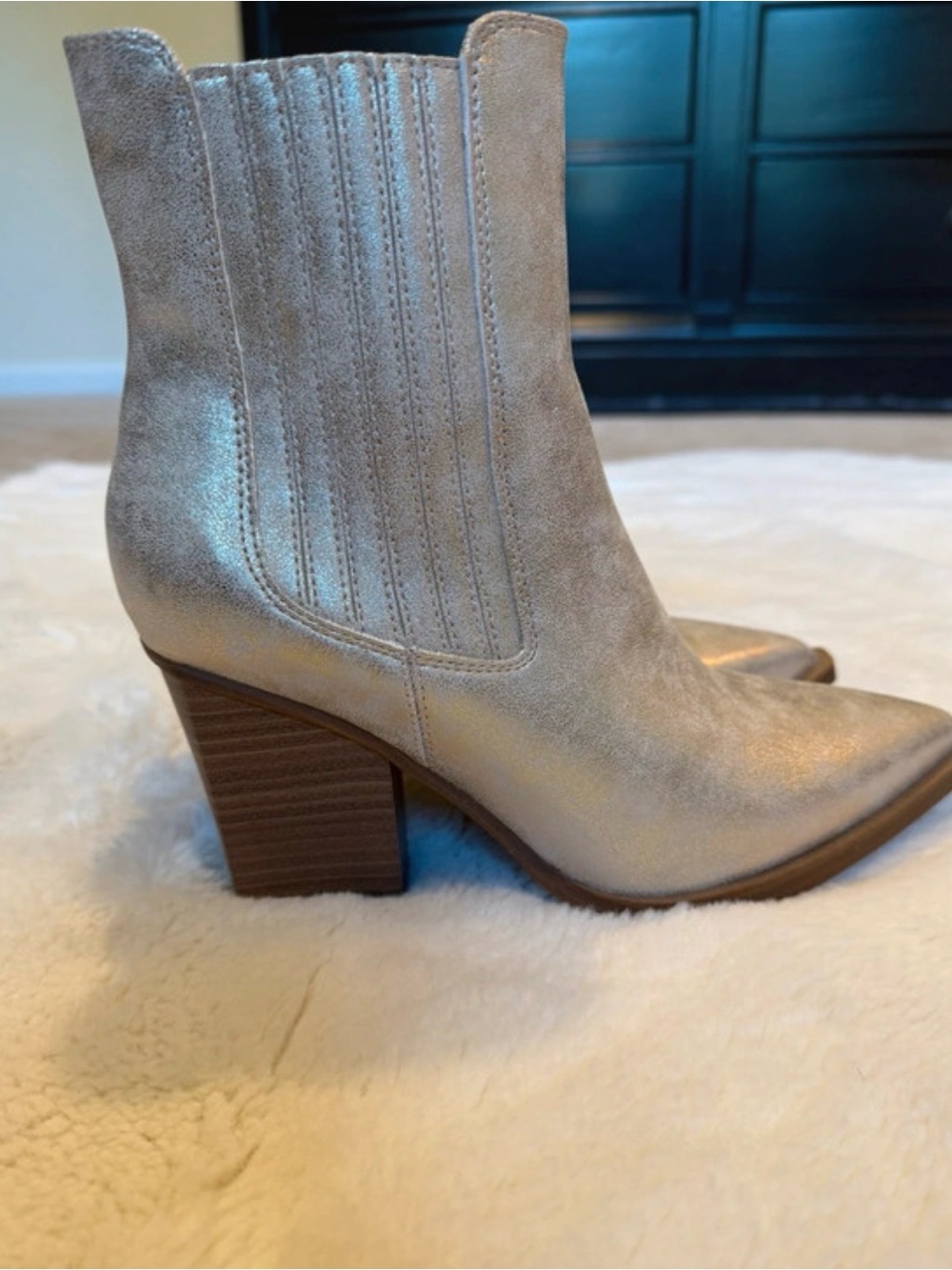 MIA Metallic Gold Ankle Boot✨